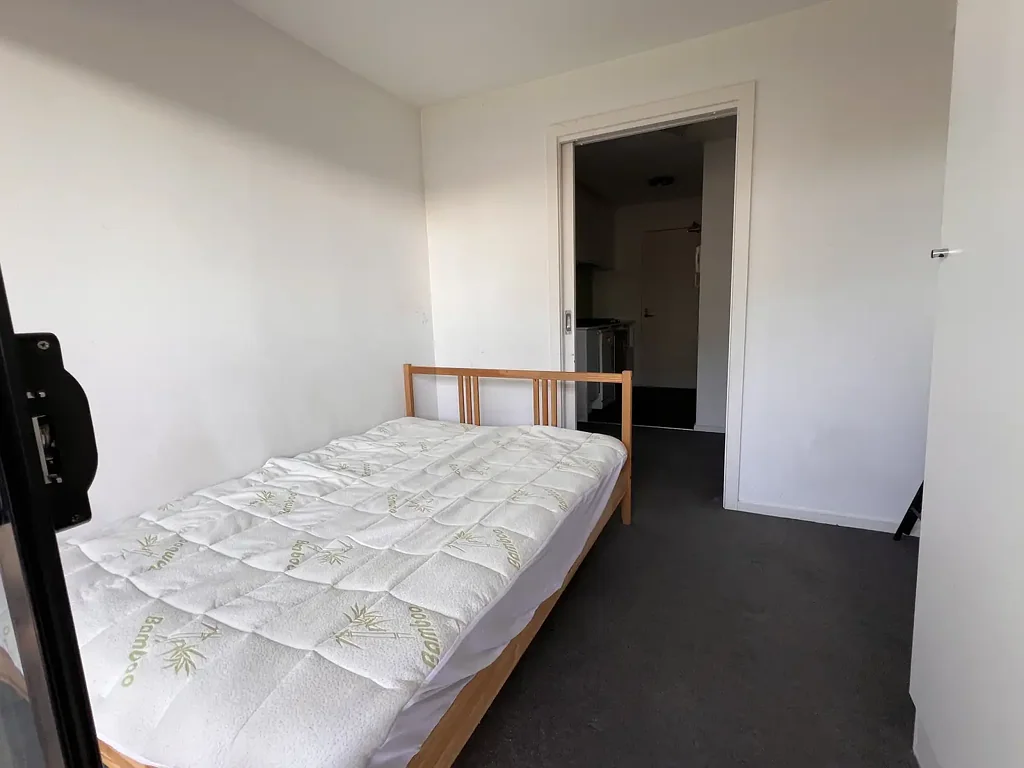 Furnished 1 BEDROOM APARTMENT WITH PRIVATE BALCONY