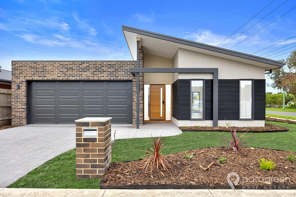 2 Parkside Crescent, Foster, VIC 3960