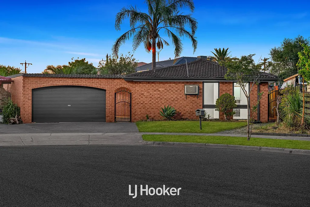 Springvale South 3कमरा Spacious Family Living with Exceptional Outdoor Space – 1 Wyton Court, Springvale South