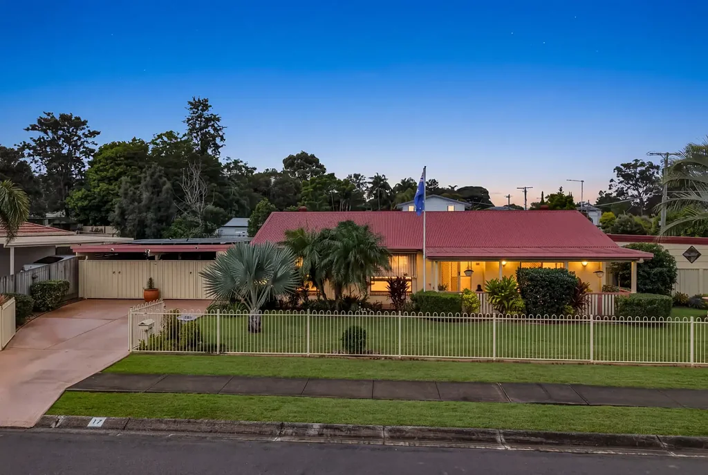 Crestmead 3 Slaapkamer View by Private Inspection