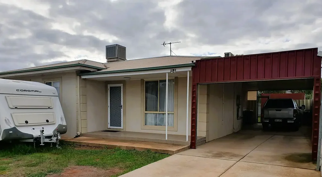 Whyalla Norrie 3Zimmer 4 BRMS OR 3 BRMS AND TWO INDOOR LIVING AREAS