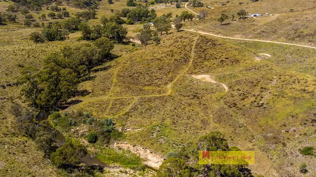 Mudgee STUNNING VIEWS WITH CREEK FRONTAGE