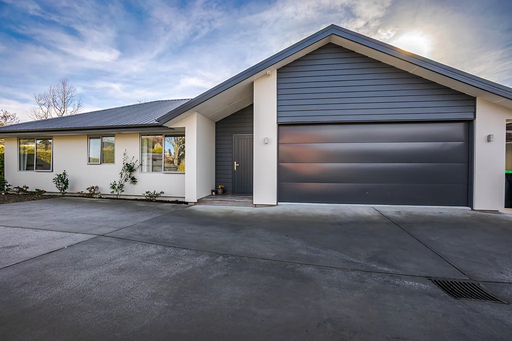 Highfield 3 Bedroom Central Private Sanctuary - Move-In Ready