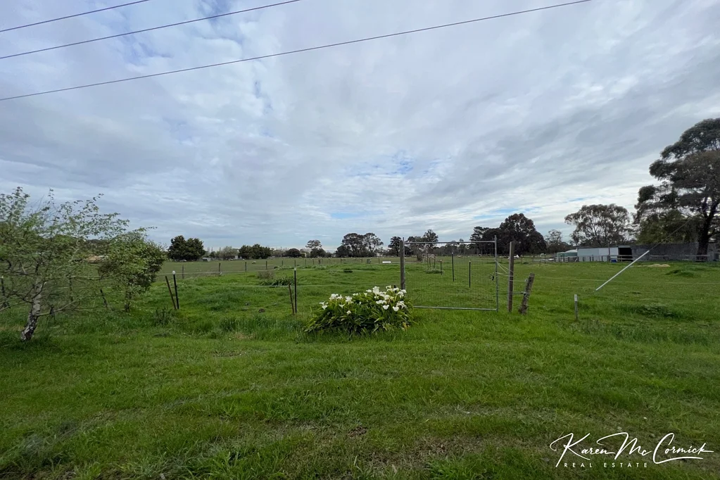 Longwarry 971m2 Farming Land.
