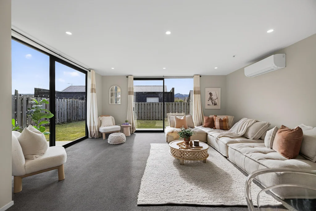 Lake Hayes Estate 4房  Space, sunshine & stunning mountain views