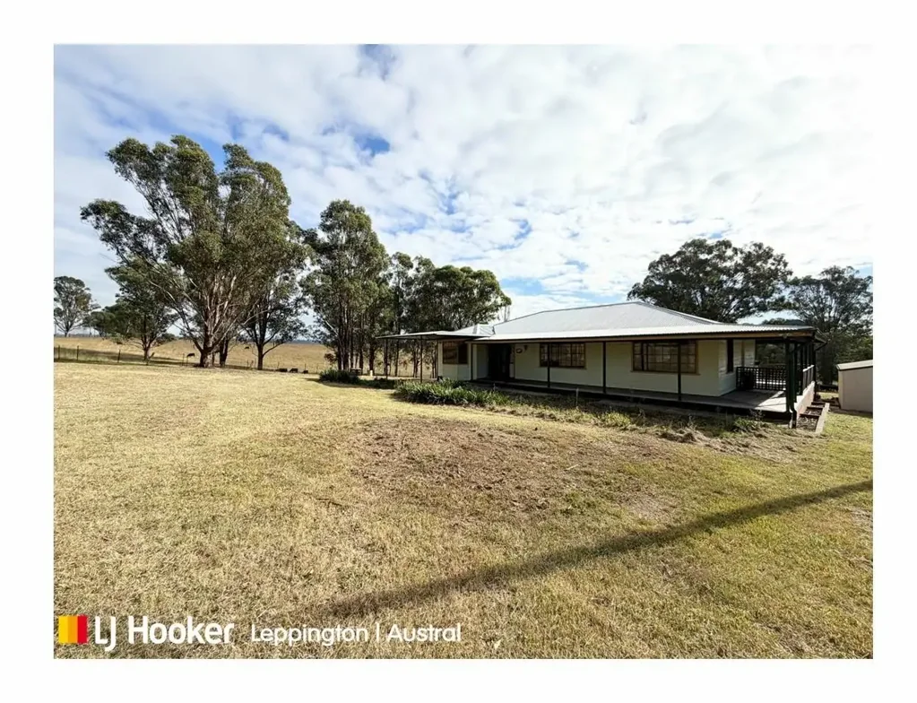 Versatile Acreage Living