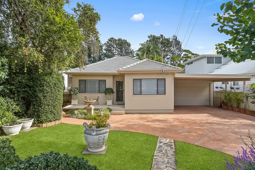23 Thames Street, West Wollongong, NSW 2500