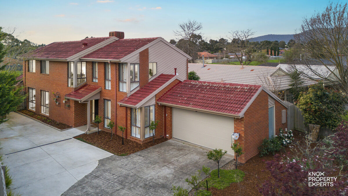 15 FERNLEA AV, ROWVILLE VIC 3178, 0 chambres, 0 salles de bain, House