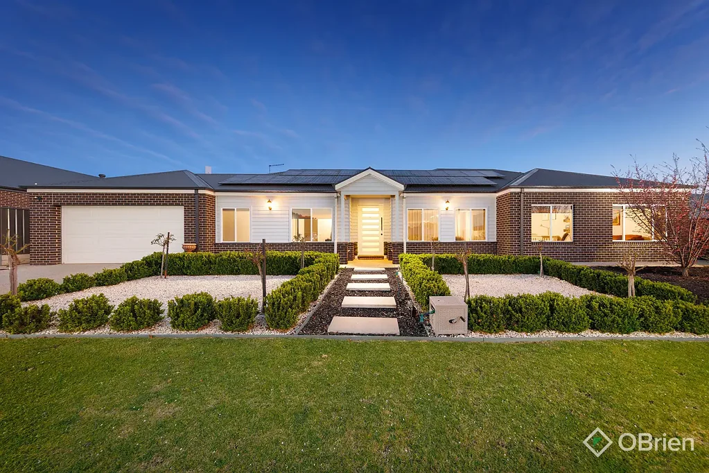 22 Jackman Drive, Tangambalanga, VIC 3691