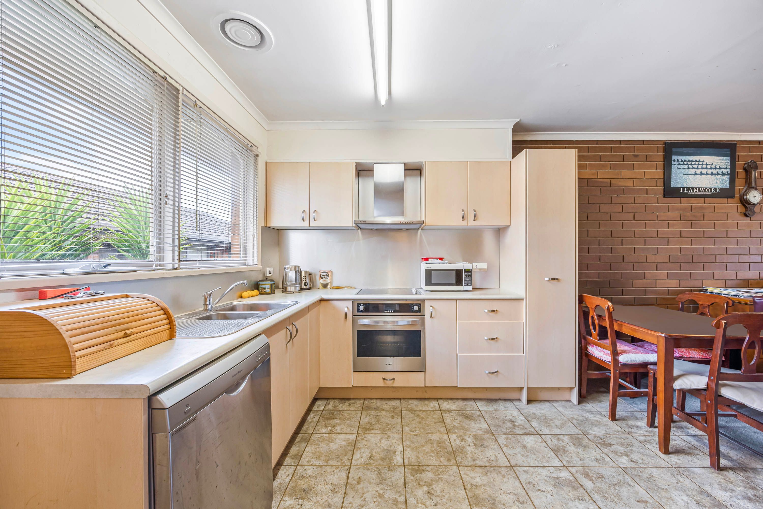 52 MONTGOMERY ST, WENDOUREE VIC 3355, 0 chambres, 0 salles de bain, Unit