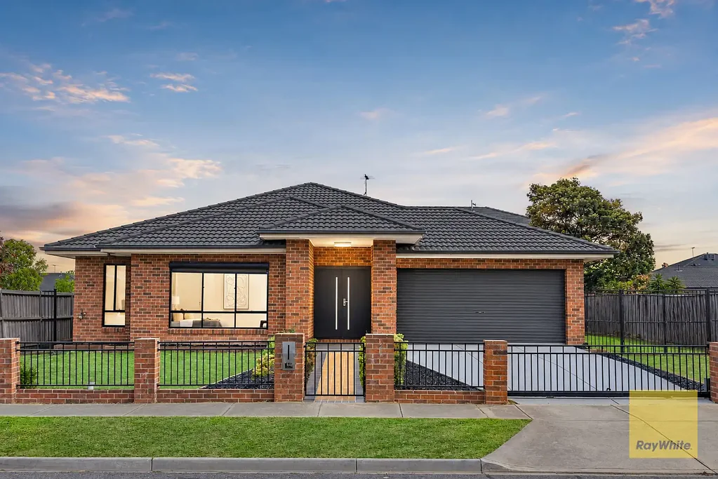 Deer Park 4房 占地696平方米的单层家庭豪宅巅峰之作 The Pinnacle of Single-Level Family Luxury on 696m2