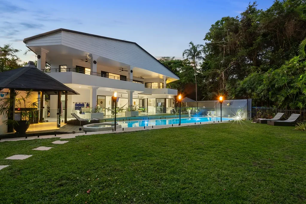 Port Douglas 5ਬੈੱਡਰੂਮ Solander Boulevard - Beachfront Architectural Opulence