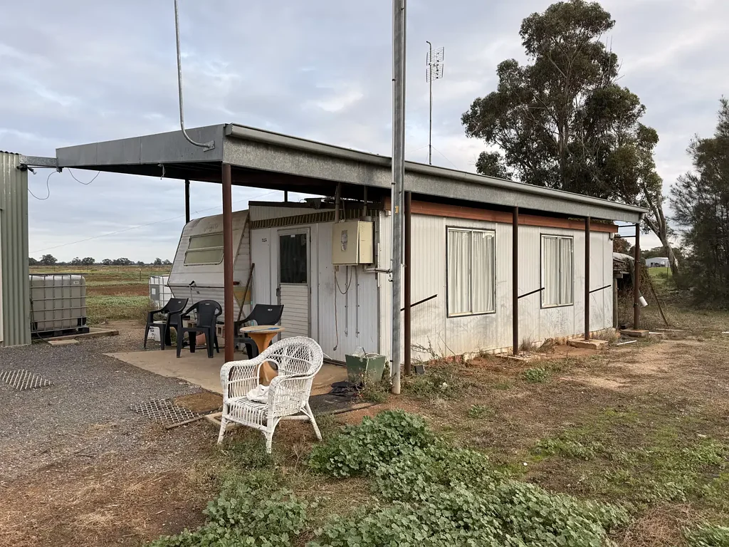 Wakool 1 Bedroom Weekender / Fishing retreat