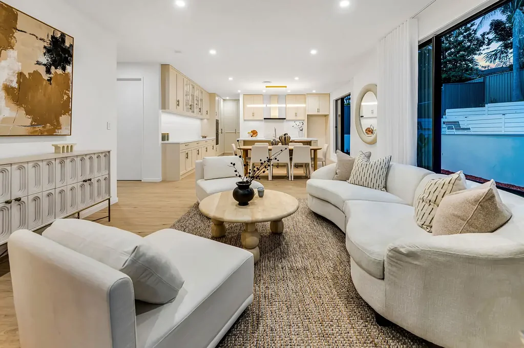 Ashmore 5房  Brand New Luxury Residence