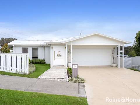 Berry 4 Bedroom HAAUS. 4 - Architectural Excellence Meets Bespoke Design