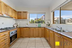 6/37 Angelo Street, Burwood