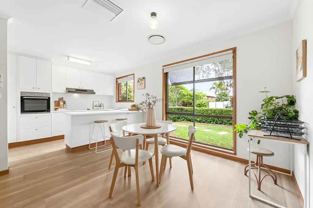 Mildura 2कमरा UPDATED COMFORT WITH LEAFY OUTDOOR RETREAT