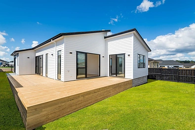 Modern, near new 4 bedroom home in Milldale