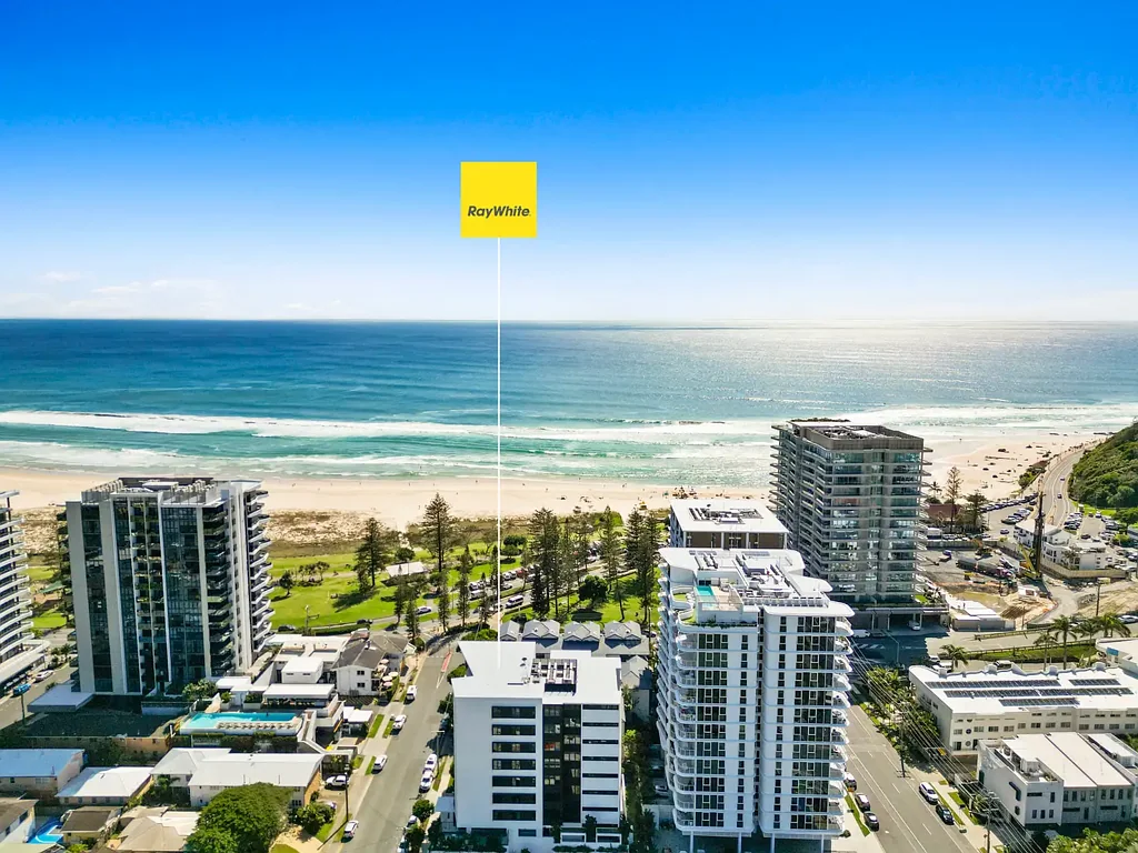 Coolangatta 3ห้องนอน LIFESTYLE, CONVENIENCE, OCEAN VIEWS