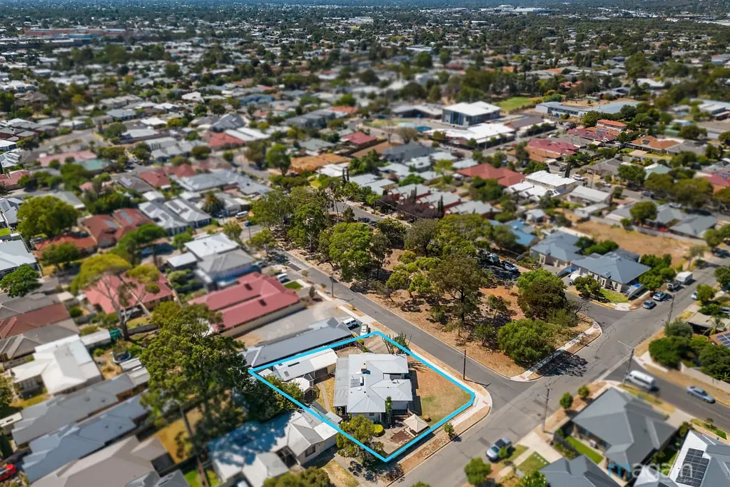 21 White Crescent, Seacombe Gardens, SA 5047
