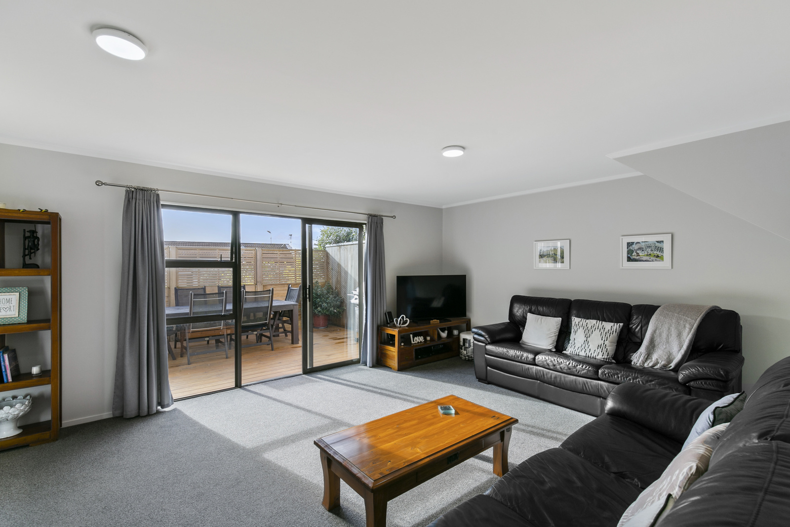 2 Burdendale Grove, Churton Park, Wellington, 2房, 1浴