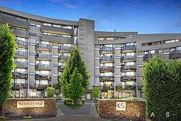 706/45 Edgewater Boulevard, Maribyrnong