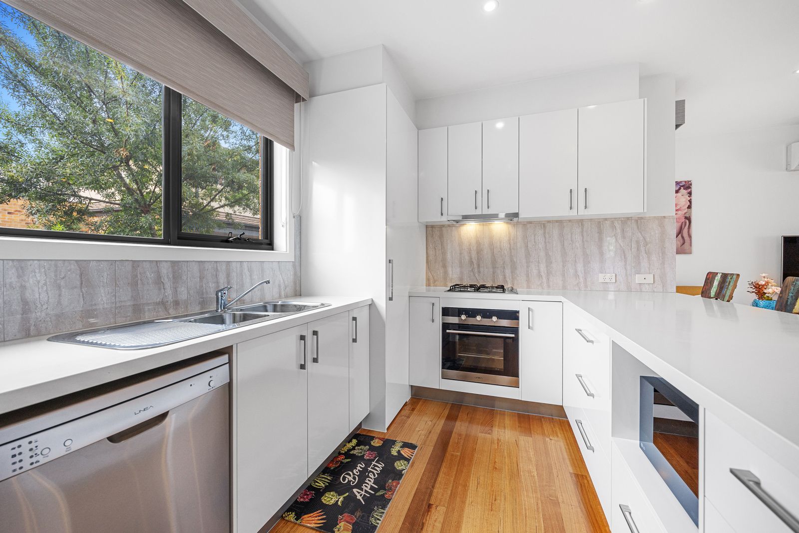 31 ROUKE ST, LILYDALE VIC 3140, 0房, 0浴, Townhouse