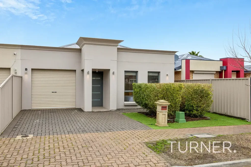Gilles Plains 3 Slaapkamer A Home Bursting with Pride!