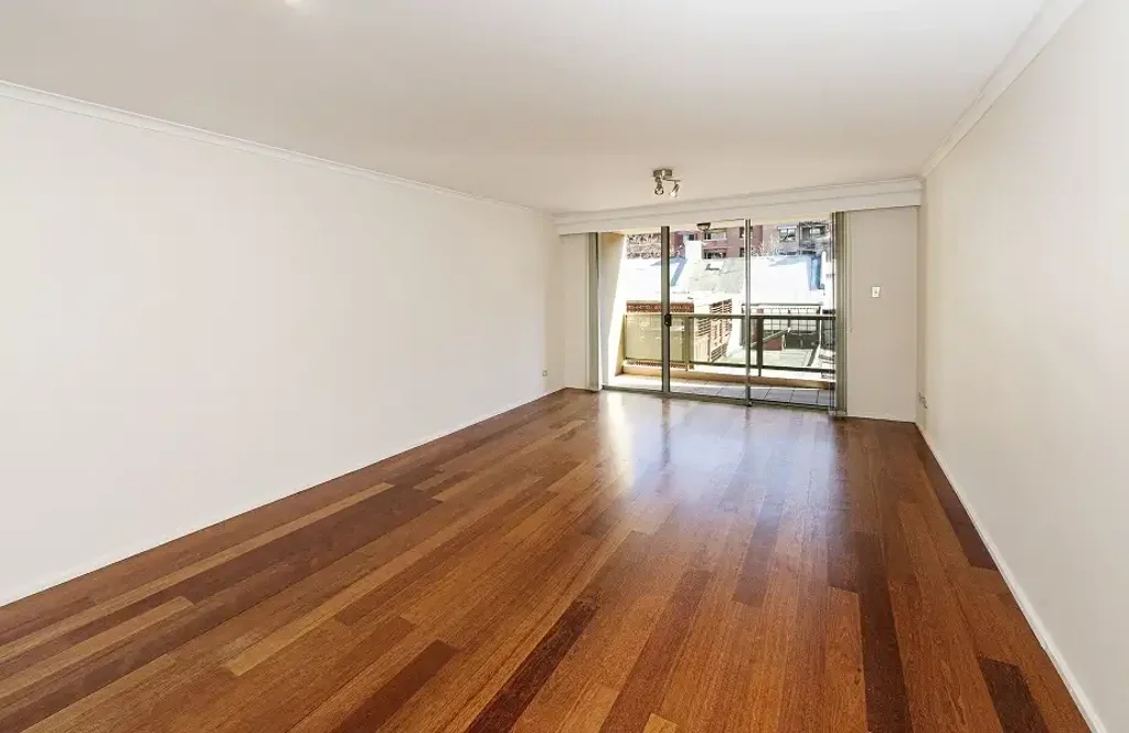 "PARAGON" - PYRMONT