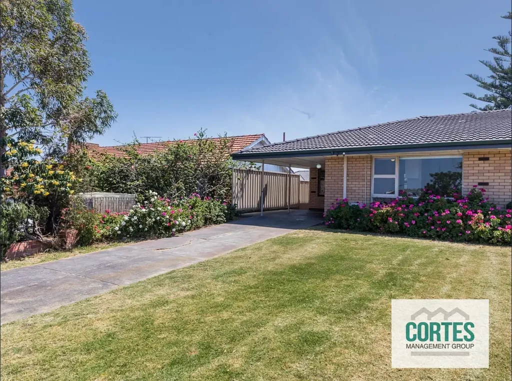 Cosy Duplex In Hamilton Hill!