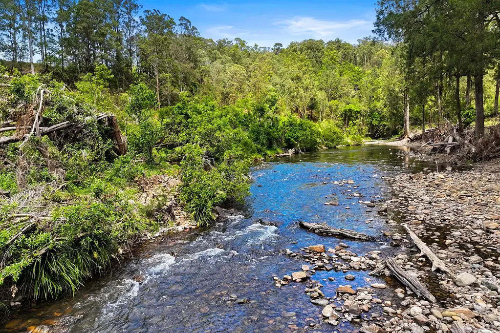 Brombin  PAPPINBARRA RIVER FRONTAGE