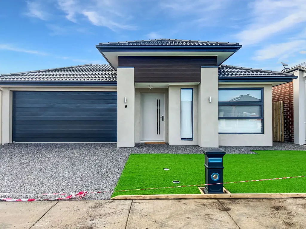 Brand new spacious family home