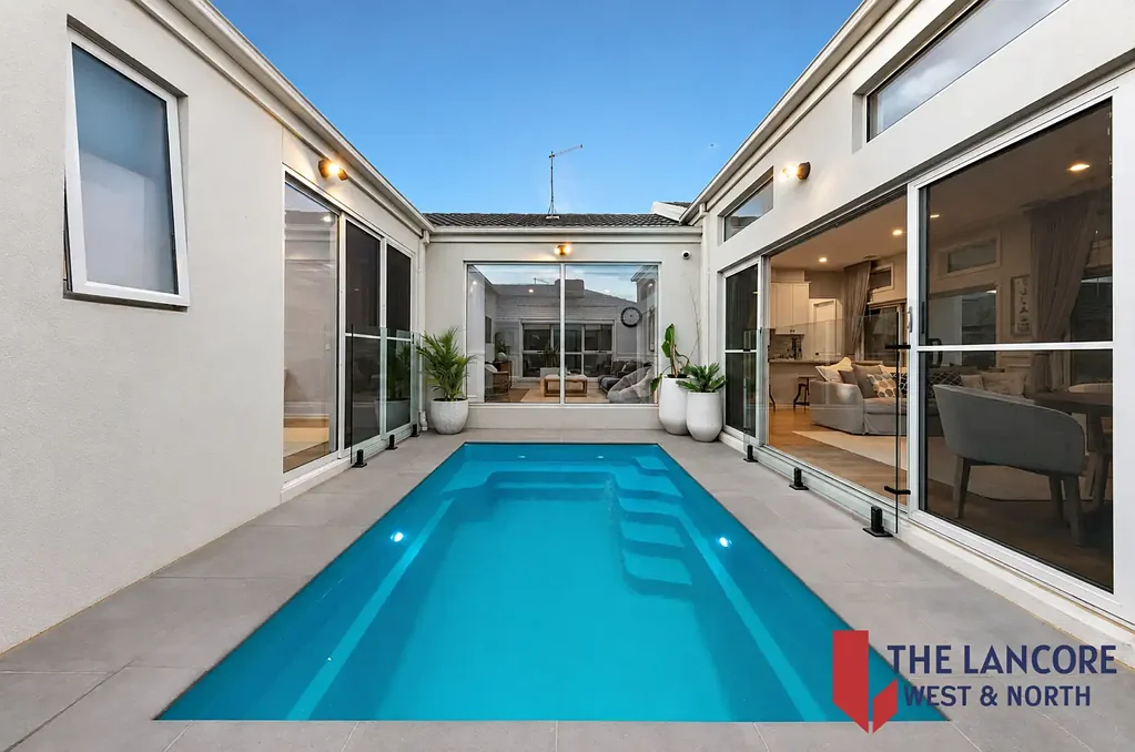 Kalkallo 4 Slaapkamer A Showstopping 28sq Family Home Where Luxury, Lifestyle & Resort Living Come Together!!