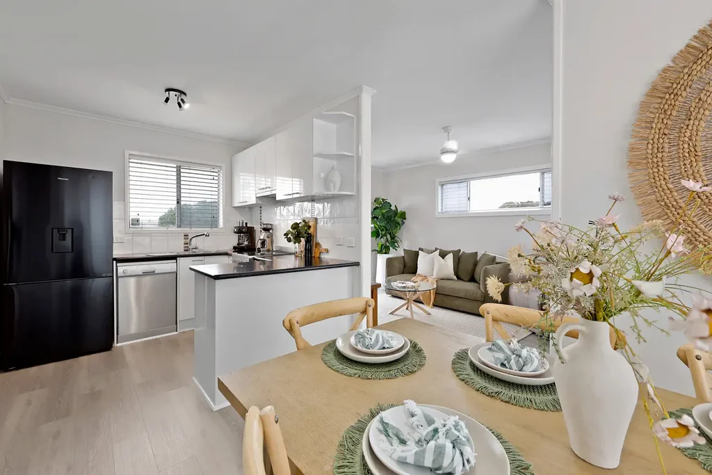 Bucasia 3 Bedroom Perfectly renovated & fabulous location!