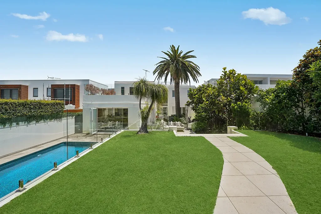 Dover Heights 6બેડરૂમ Luxurious Family Residence Commanding Breathtaking Sydney Harbour Views