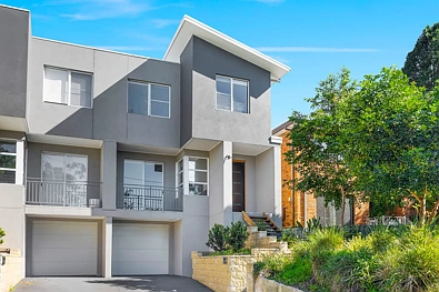 Jannali 4બેડરૂમ Family Sized Townhouse, Central Location