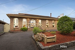 73 Buckingham Drive, Heidelberg