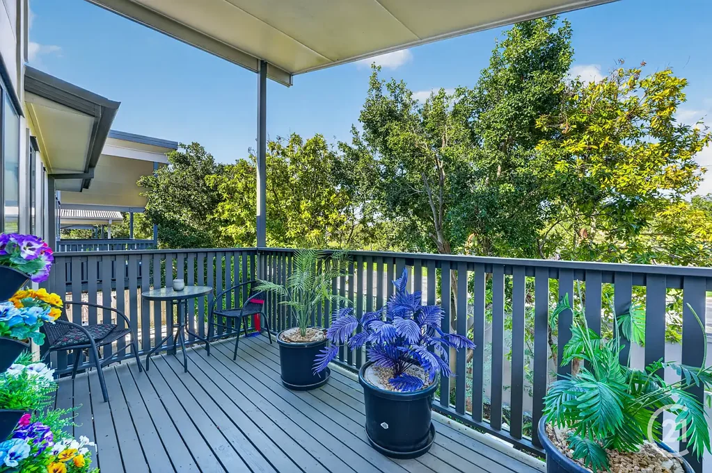 North Booval 3Moenga Deck & Pool & Lifestyle Convenience!