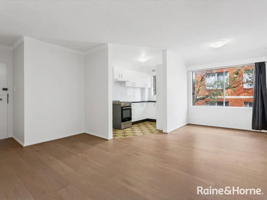 Parramatta 2Moenga Prime CBD-Fringe Living - Walk to Everything in Parramatta