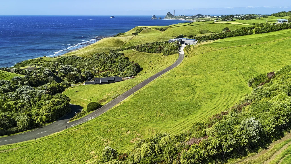 Omata A premier coastal lifestyle awaits