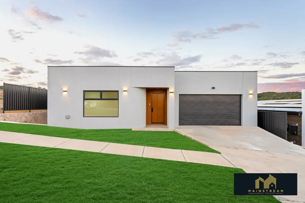 🏡 Spacious Family Living with Rumpus, Alfresco , Dual Ensuites & 13 Kw Solar Panels – 8 Muzyczuk Street, Jacka
