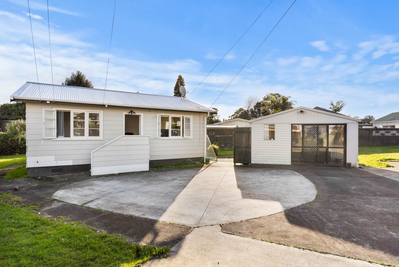 51 Weymouth Road, Manurewa, Auckland - Manukau, 2 Bedrooms, 1 Bathrooms, House