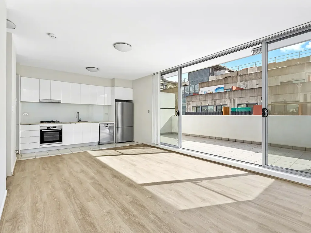 Urban Living with Style and Space - Top-Floor Loft Apartment