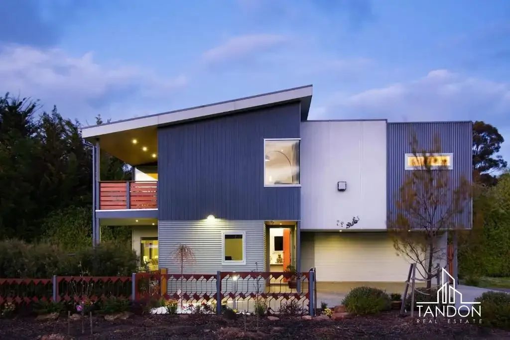 Daylesford 3ห้องนอน AZURA - A dual purpose freestanding luxury property with proven income and endless options.