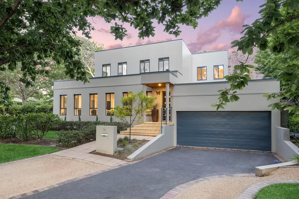 1A Finniss Crescent, Narrabundah, ACT 2604