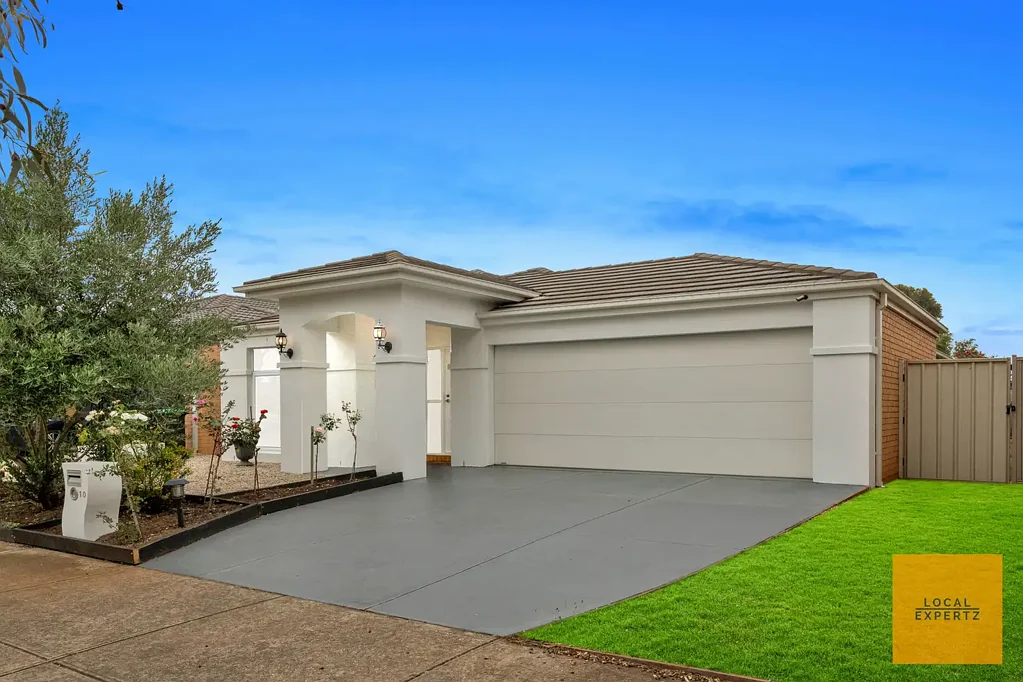 10 Robyn Street, Brookfield, VIC 3338
