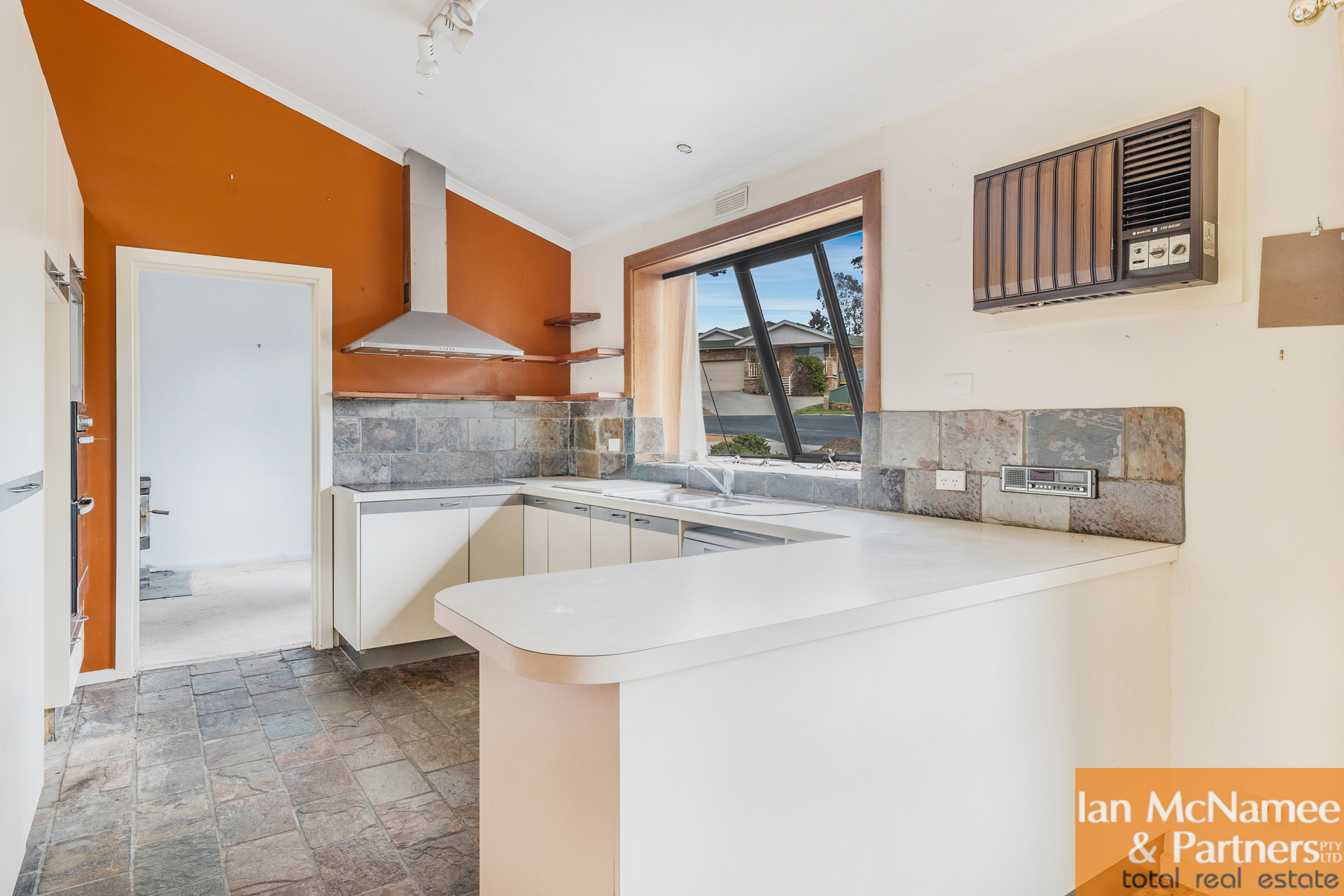 15 THROSBY CL, KARABAR NSW 2620, 0 Kuwarto, 0 Banyo, House