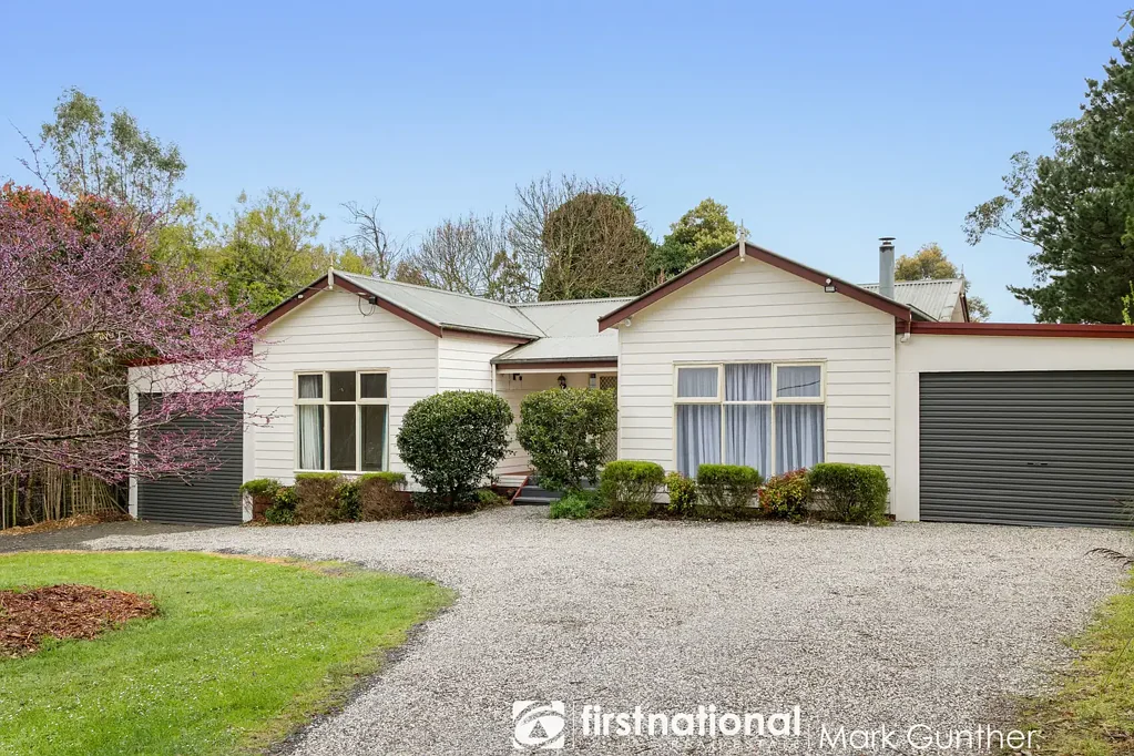 Healesville 3ਬੈੱਡਰੂਮ Peaceful Position, Practical Perks & Plenty of Potential!