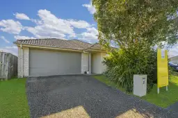 35 Waterhouse Drive, Willow Vale