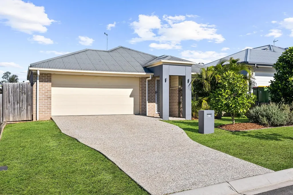 18 Starling Street, Deebing Heights, QLD 4306
